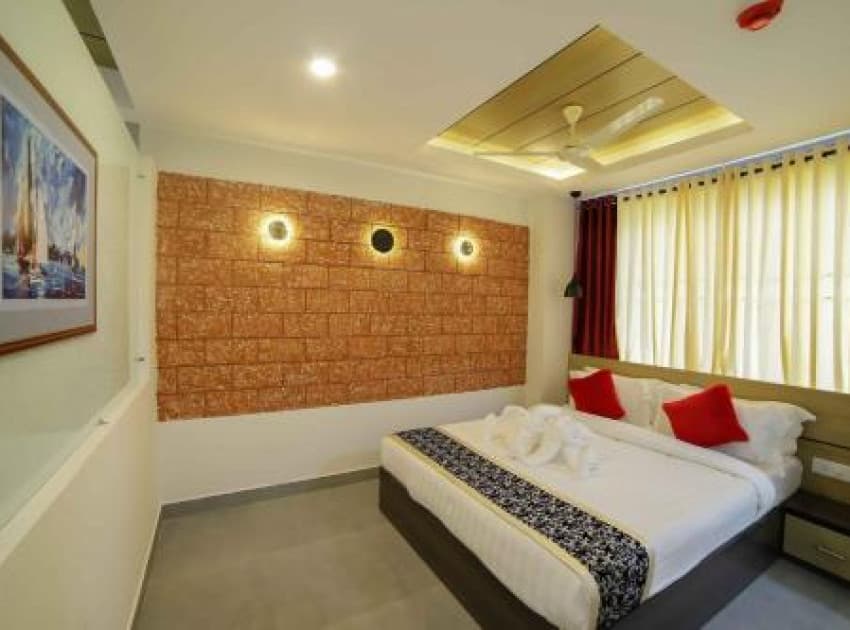 Book Standard Double Room room in Guruvayur