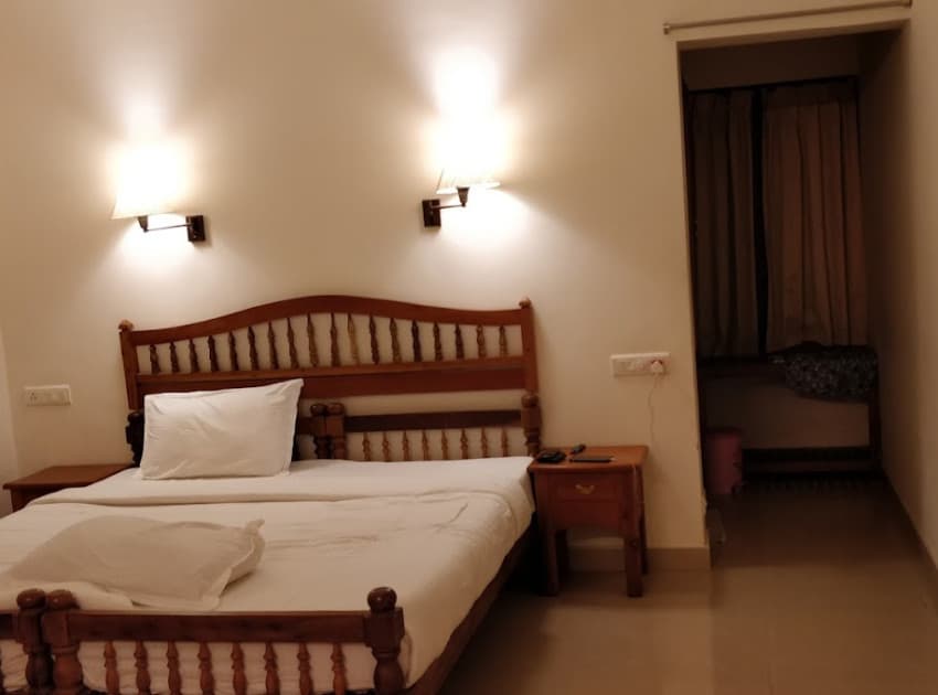 Book Deluxe Room room in Thekkady