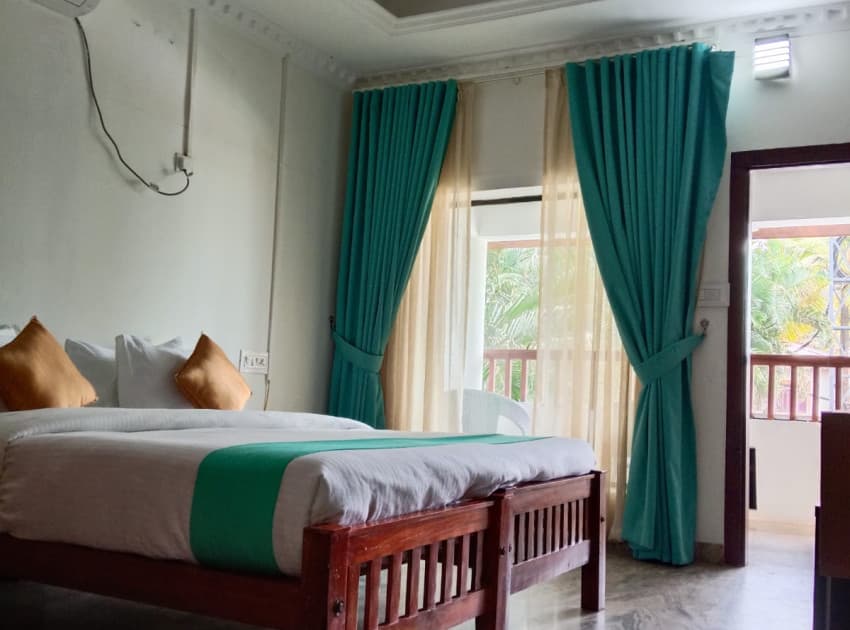 Book standard Double room room in Varkala