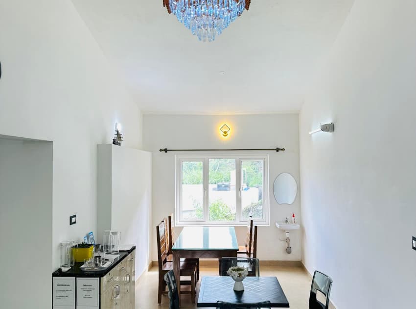 Book Kingroom with Private Balcony room in Kodaikanal