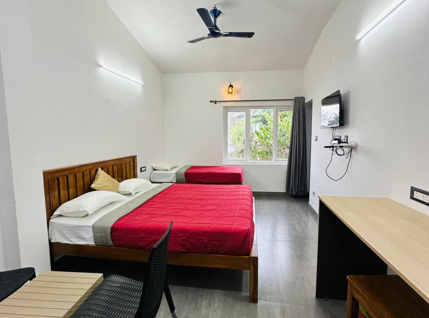 Book Family Room room in Kodaikanal