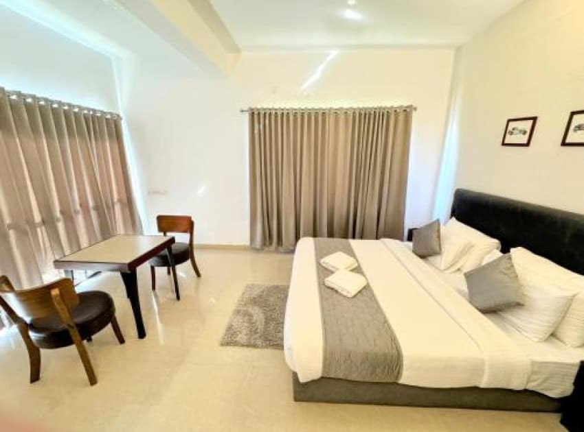 Book Superior Suite room in Munnar