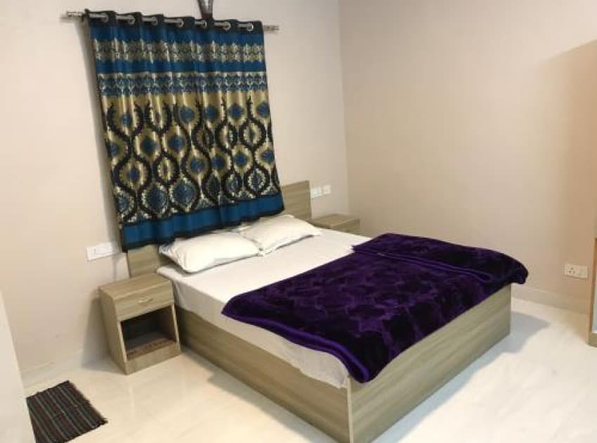 Book Double Room room in Ooty