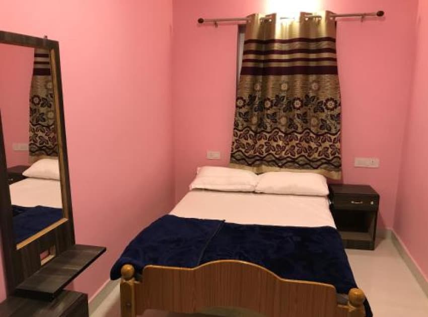 Book Family Room room in Ooty