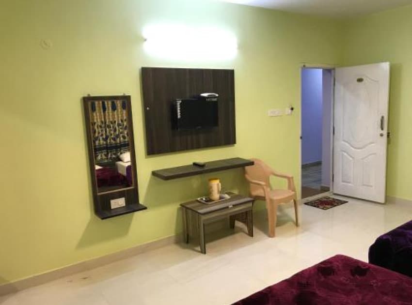 Book Family Room room in Ooty