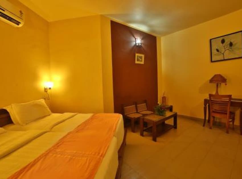 Book Deluxe Double or Twin Room room in Varkala