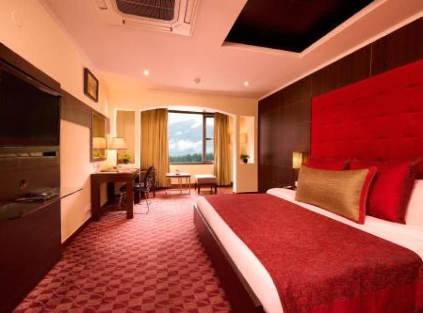 Book Superior Room room in Manali