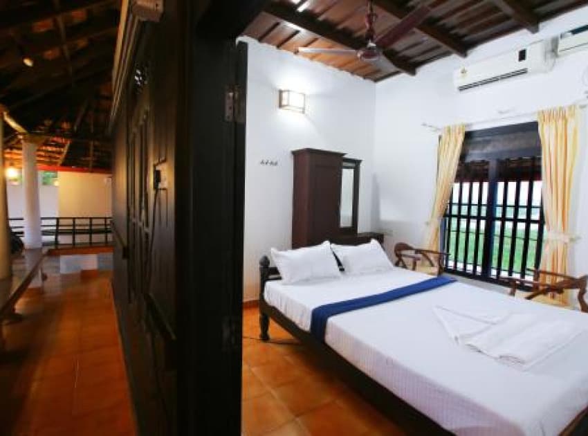 Book Double Room with Lake View room in Alappuzha