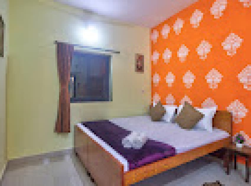Book Budget Double Room room in Goa