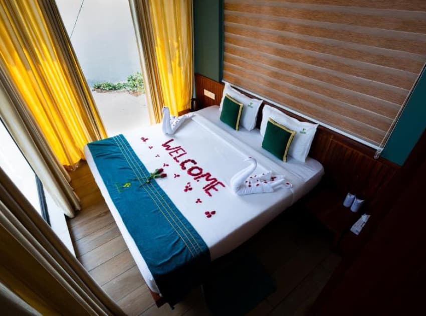 Book Villa with Private Pool room in Calicut