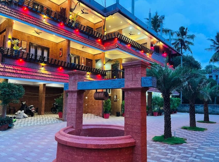 Book Double Room With Balcony room in Varkala