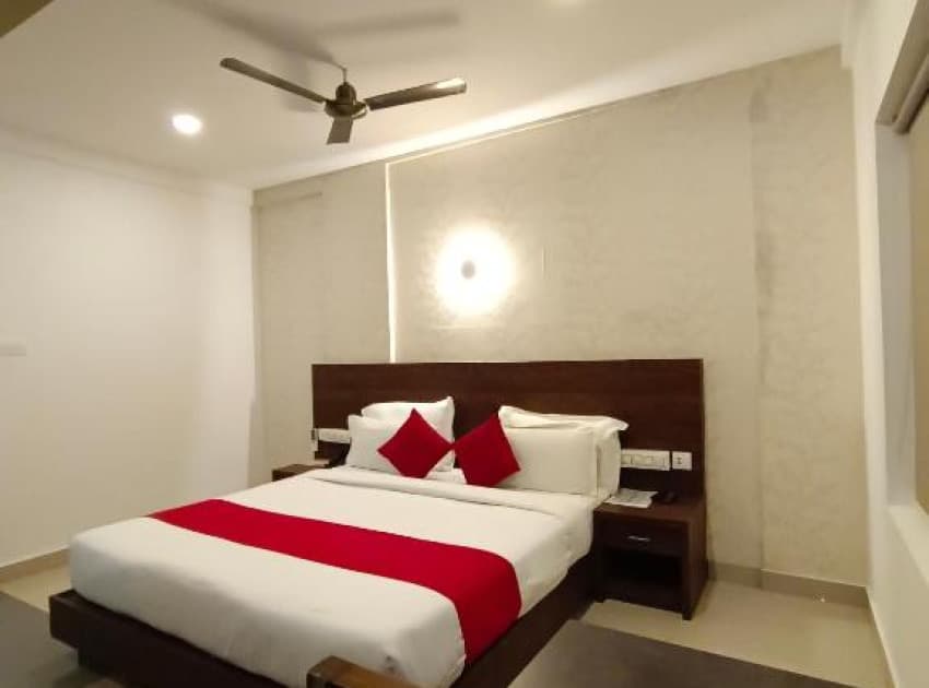 Book Deluxe Double Room room in Wayanad