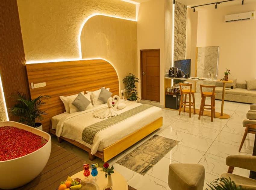 Book Suite with River View room in Munnar