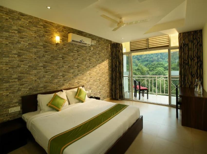 Book Standard Room room in Munnar