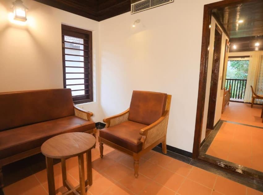 Book Superior Suite room in Munnar