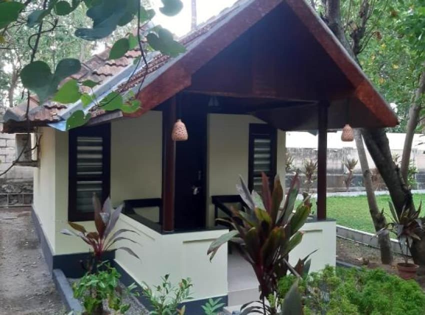 Book Deluxe Villa room in Varkala
