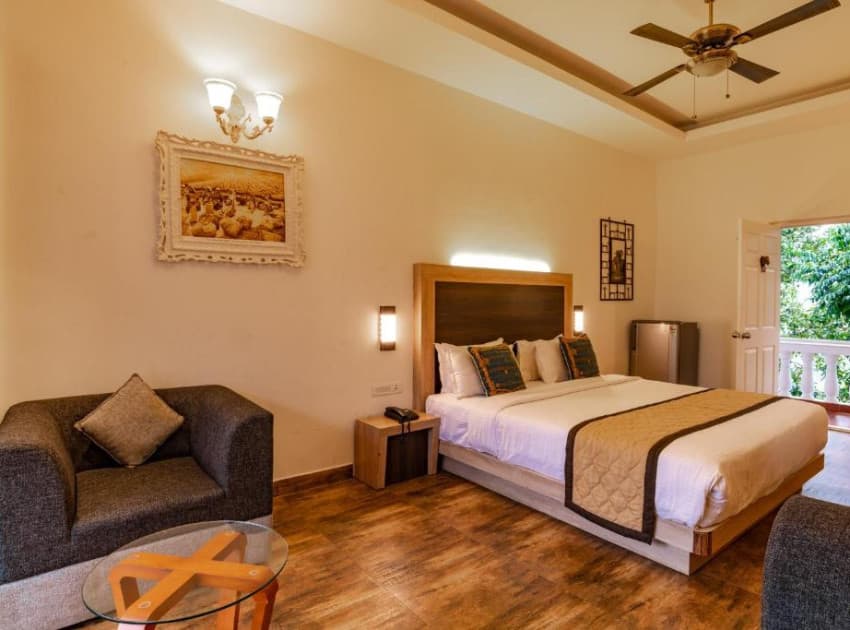 Book Superior King Room room in Munnar