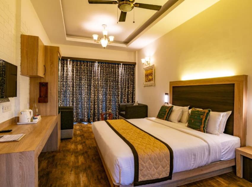 Book Superior Triple Room room in Munnar