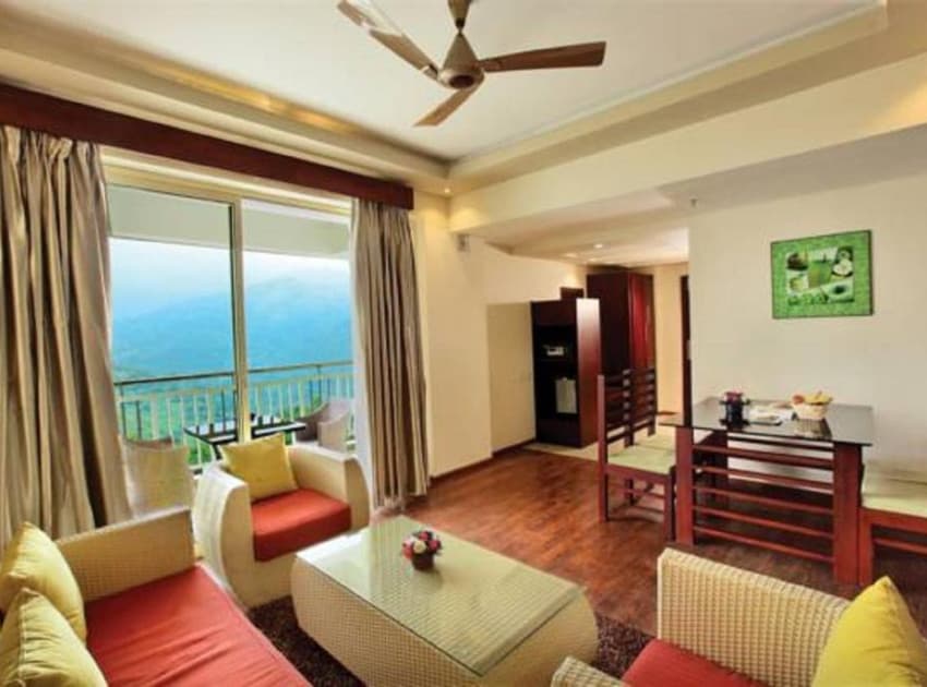 Book Suite with Balcony room in Munnar