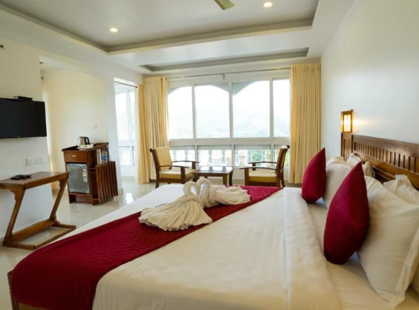 Book Superior Family Room room in Munnar