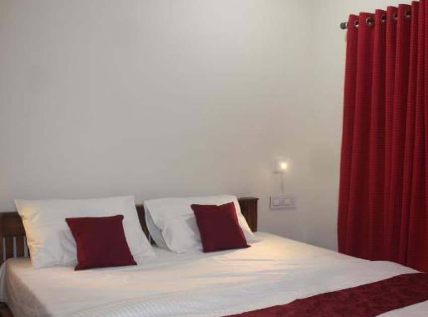 Book Superior Double Room room in Aluva