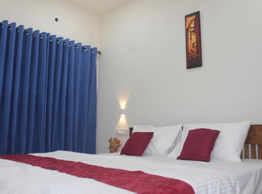 Book Superior Double Room room in Aluva