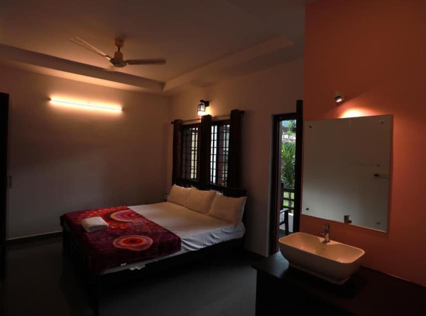 Book Double Room room in Thekkady