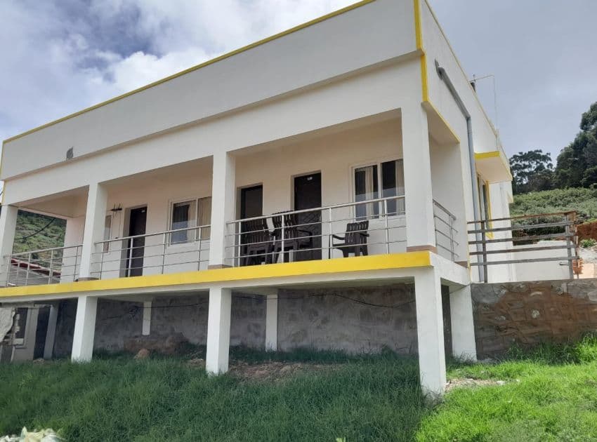 Memmsta Lux Austino Sky Villa - Image 3