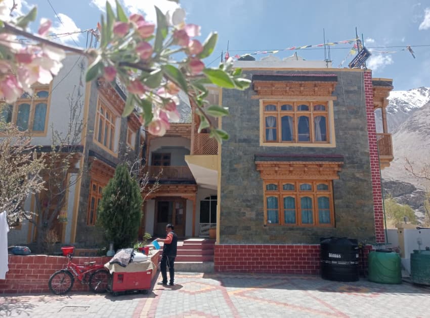 Himalayan Regal House - Image 3