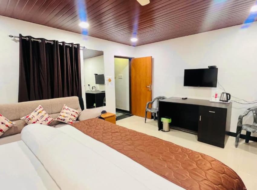 Gulmarg Residency - Image 2