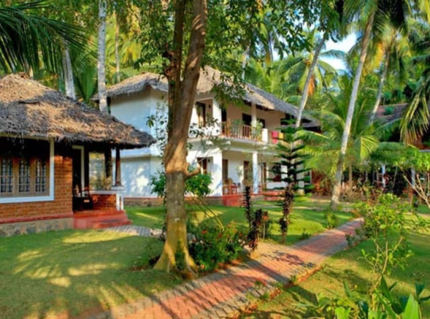 Abad Harmonia Ayurvedic Beach Resort - Image 2