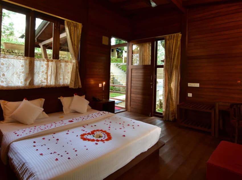 Stanmore Garden Bungalow - Image 4