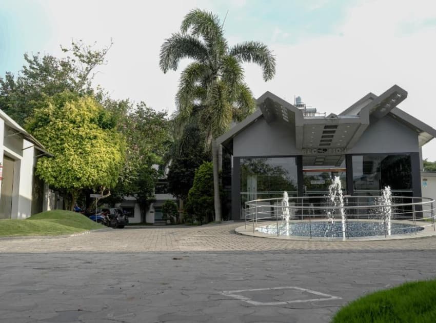 Hotel Palm shore - Image 2