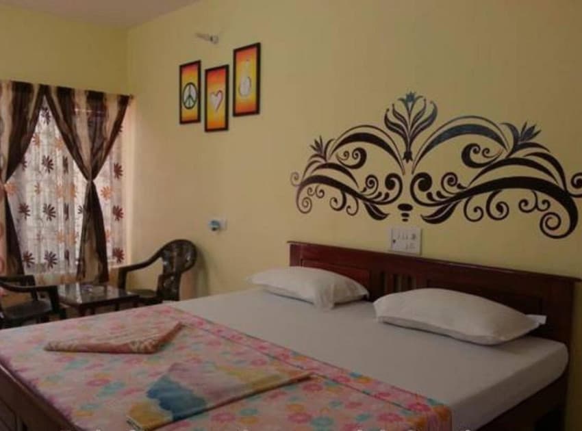 Silver Moon Guest House - Image 3