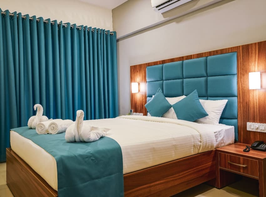 Book Memmsta Inn Temple Town in Guruvayur