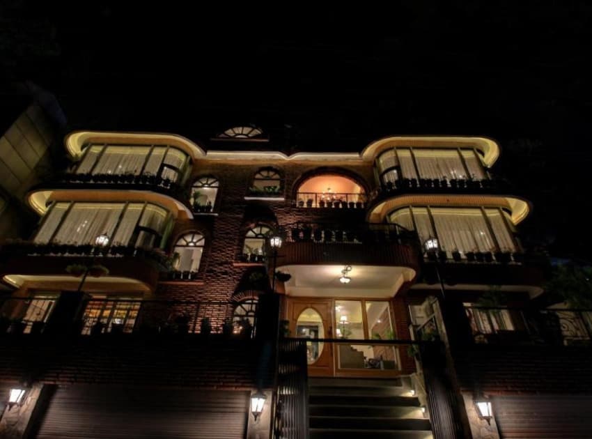 Book Hotel Lakeside Inn Nainital in Nainital