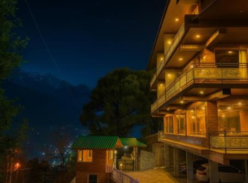 Book Rockland Cottage Manali in Manali