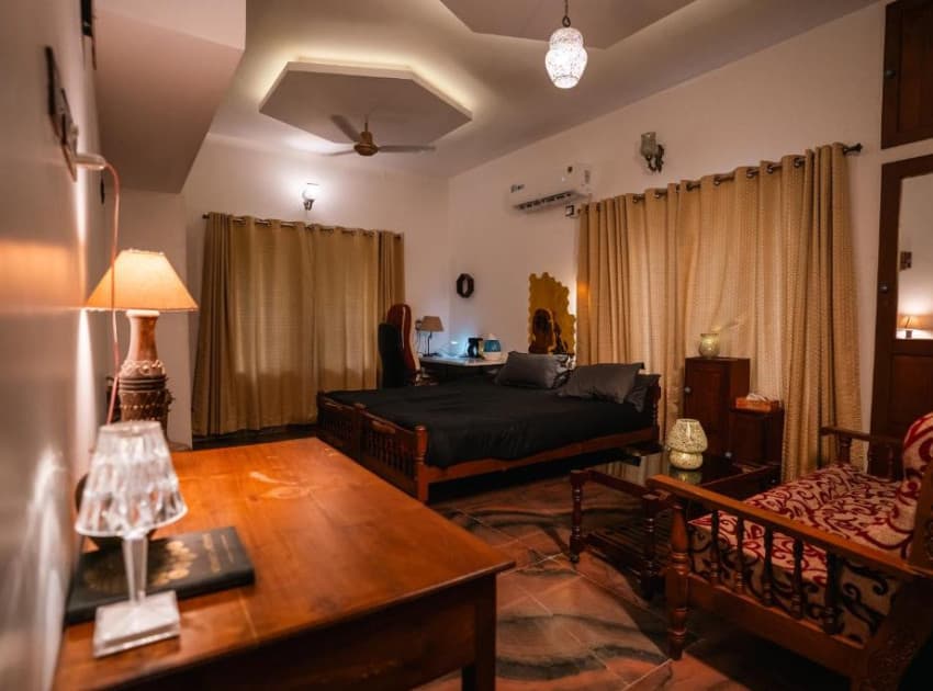 Hexa Retreat - Image 4