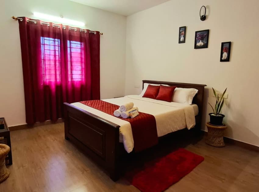 Book Deluxe Queen Room room in Kodaikanal