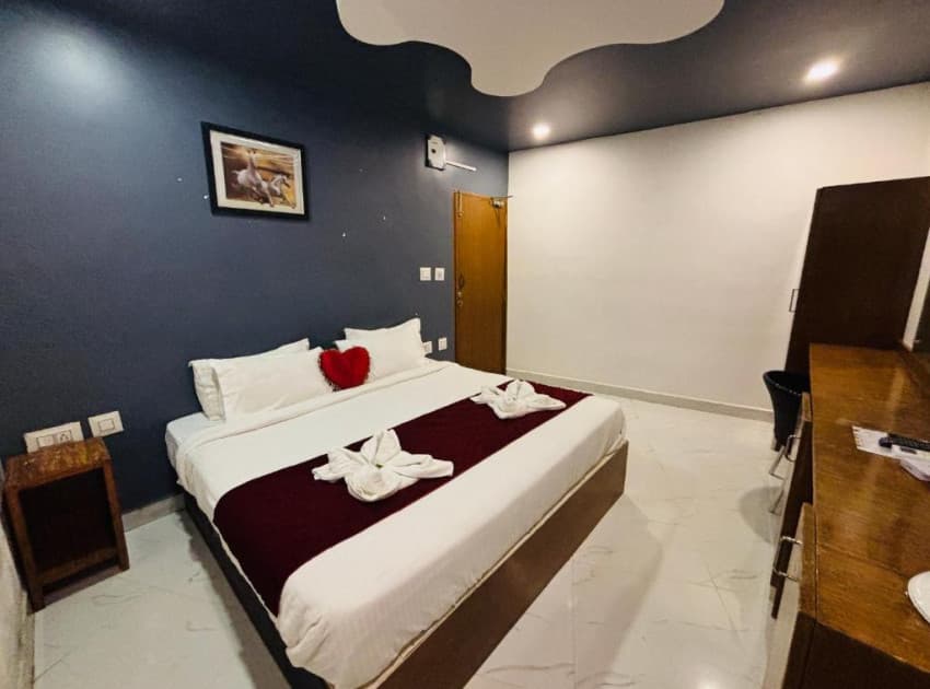 Book Deluxe Double room room in Pondicherry