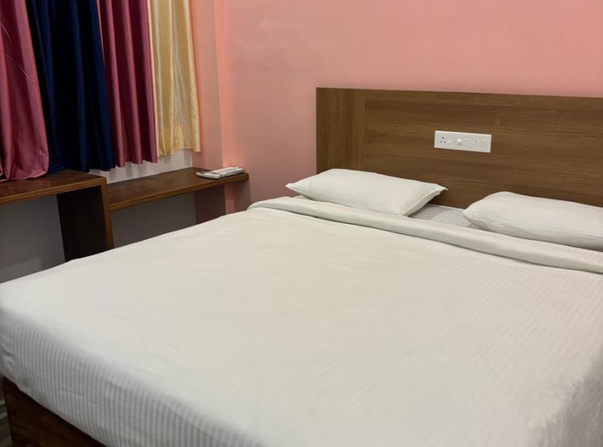 Book Ac Deluxe Room room in Varkala