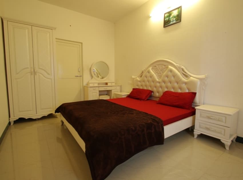 Book One Bedroom with Living Room room in Yercaud