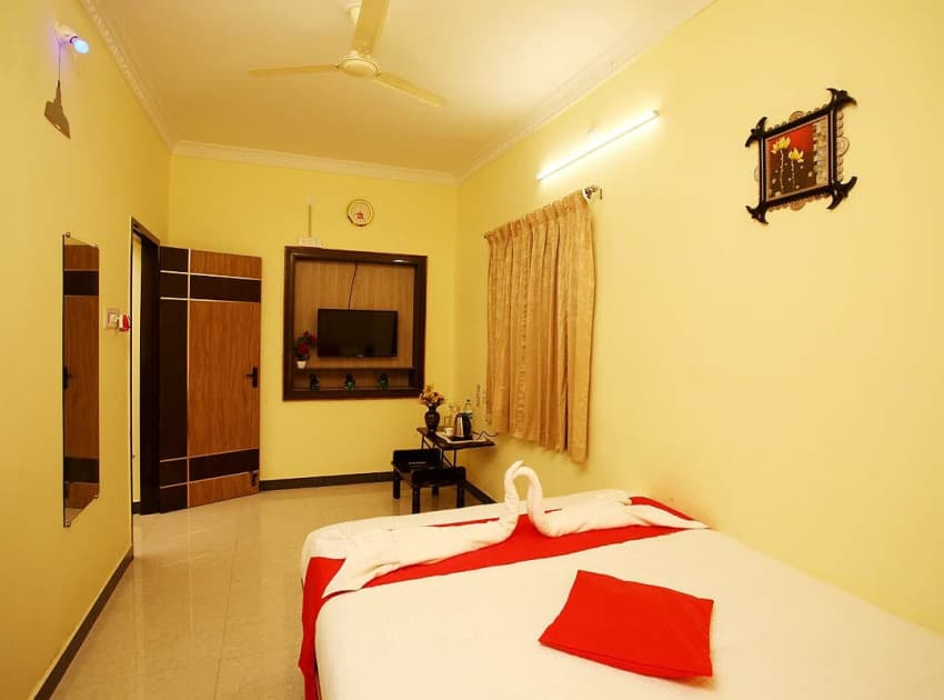 Book Deluxe Room room in Yercaud