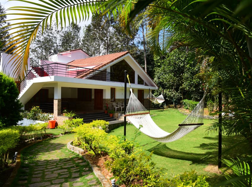 Book WOW Bungalow room in Yercaud
