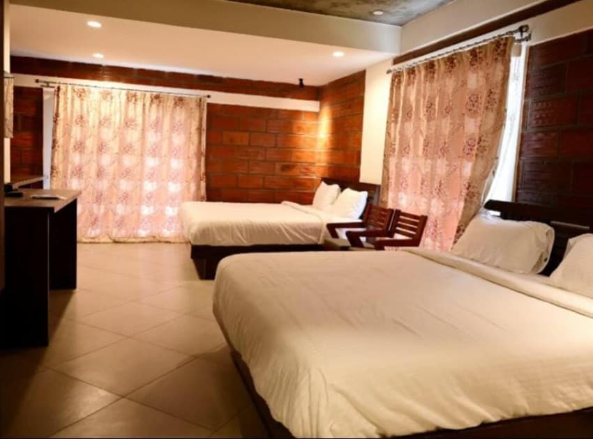 Book Deluxe Suite room in Coorg