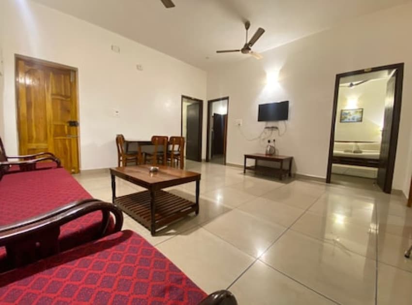 Book Two Bedroom with Balcony room in Pondicherry