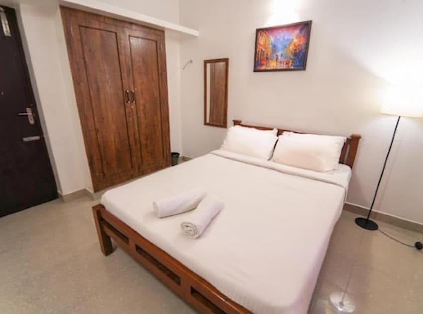 Book Two Bedroom with Balcony room in Pondicherry