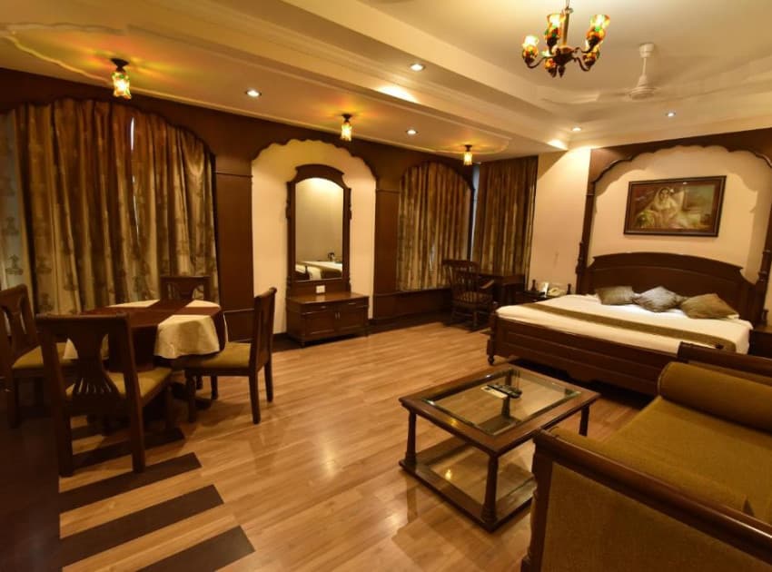 Book Deluxe Suite room in Jodhpur