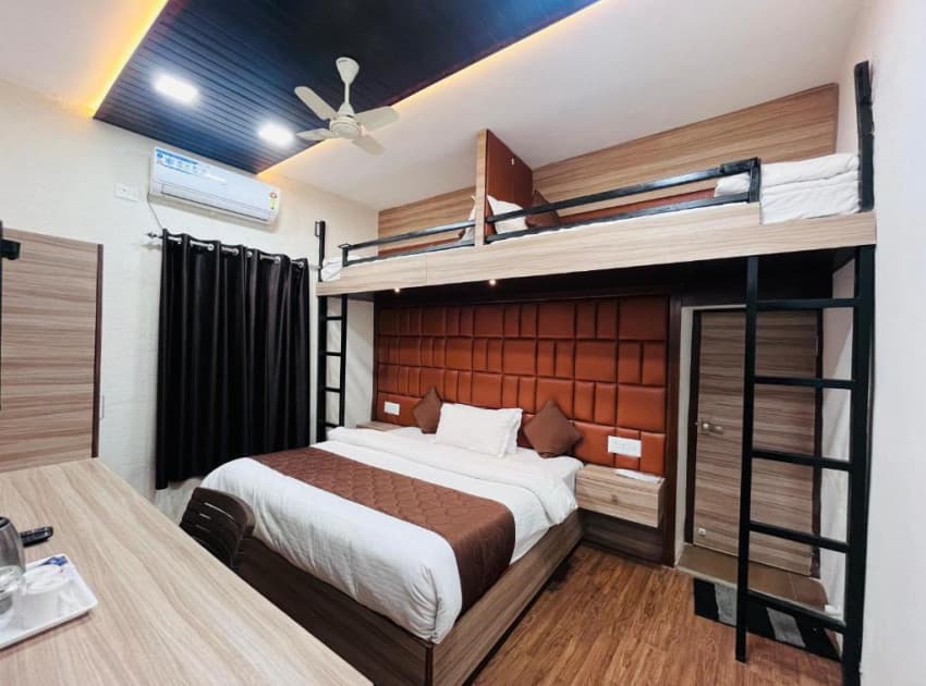 Book Deluxe Room room in Mount Abu