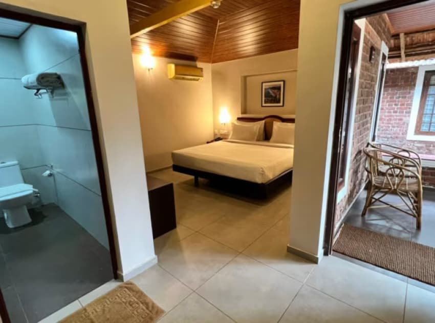 Book Cottage Double Room room in Kovalam